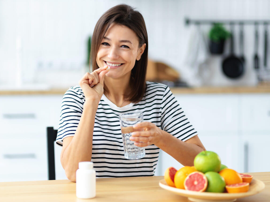 жіноча, дієтична добавка - вітаміни та мінерали для жінок 