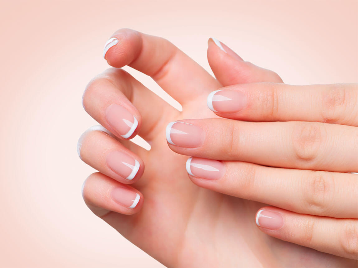 жінка - здорові нігті