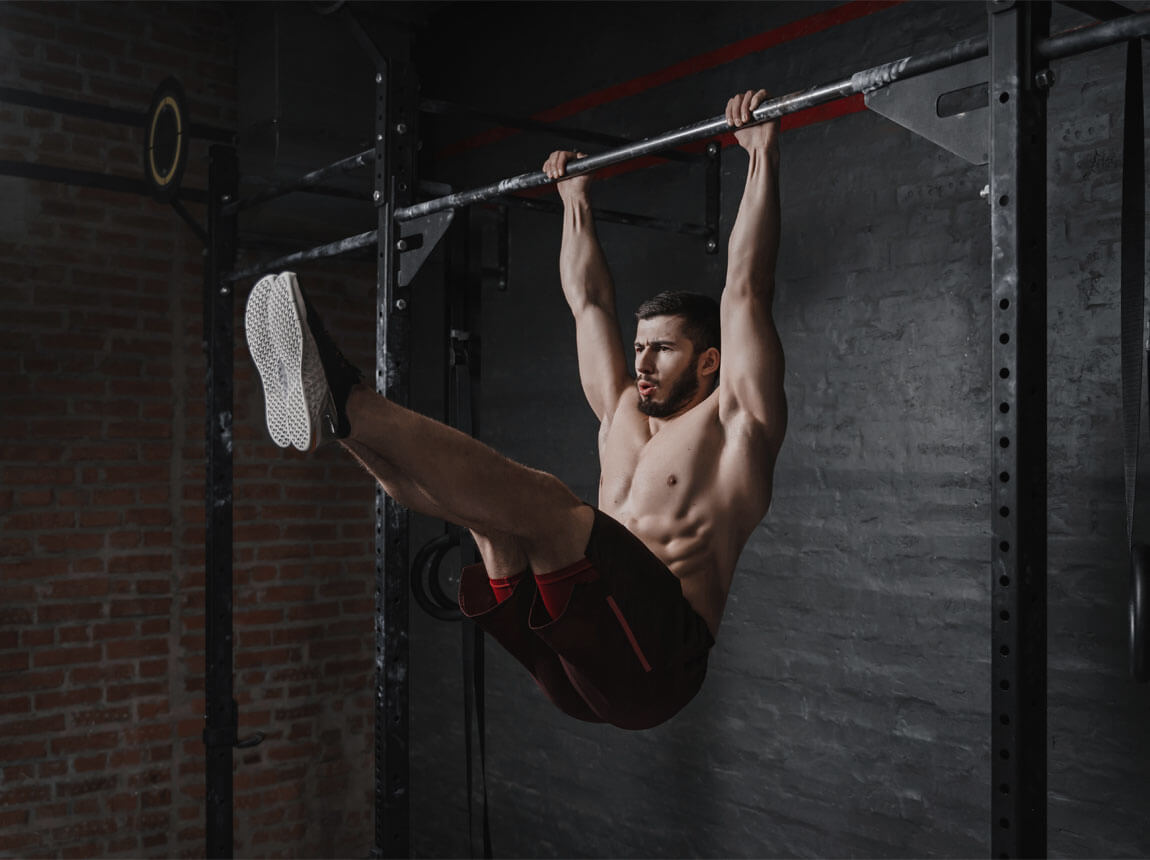 чоловік - тренування м'язів живота  