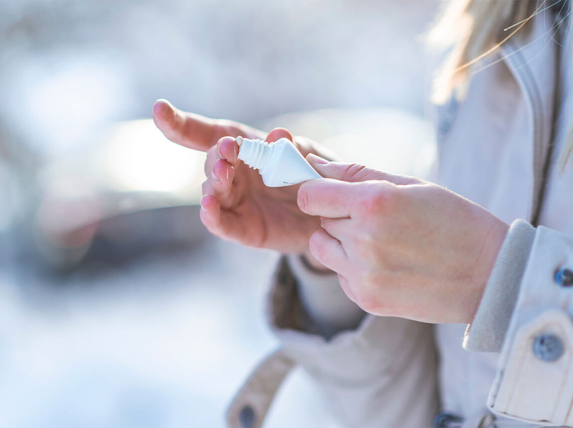 тріснута, суха шкіра - зима