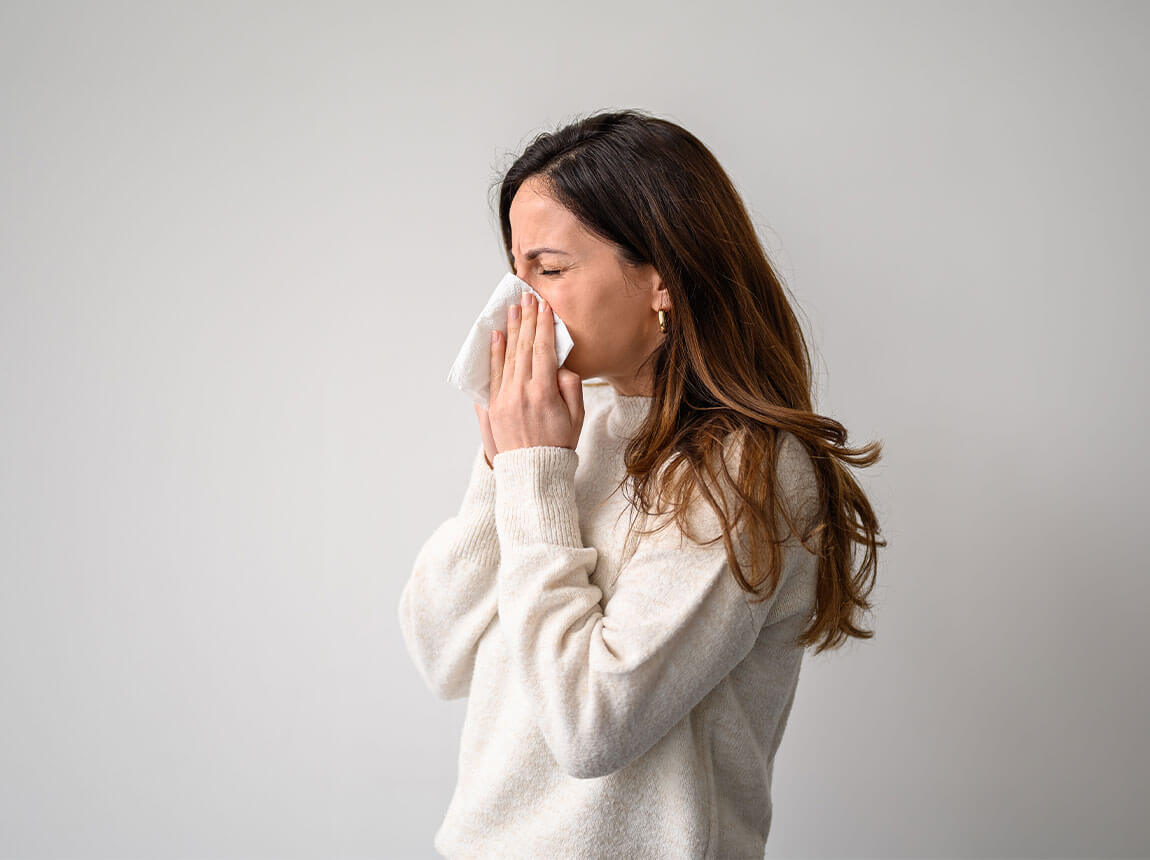 жінка - нежить