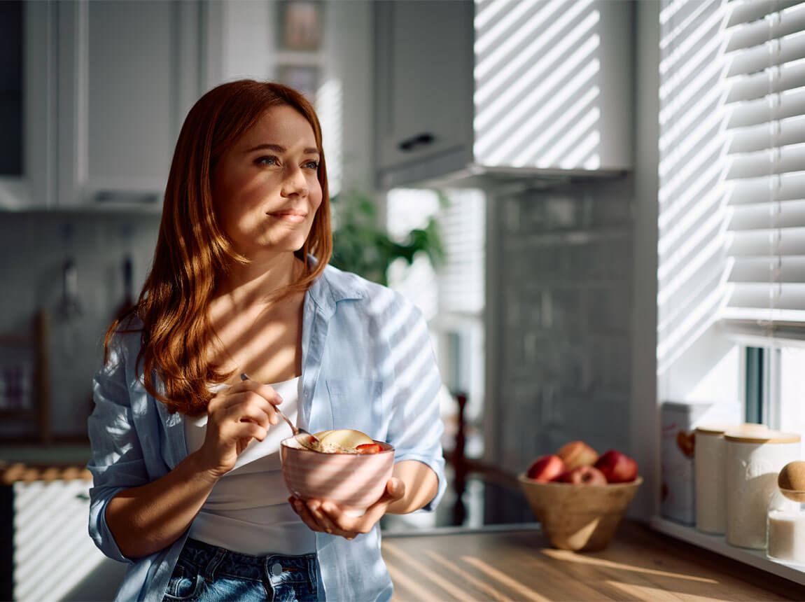 жінка з вівсянкою