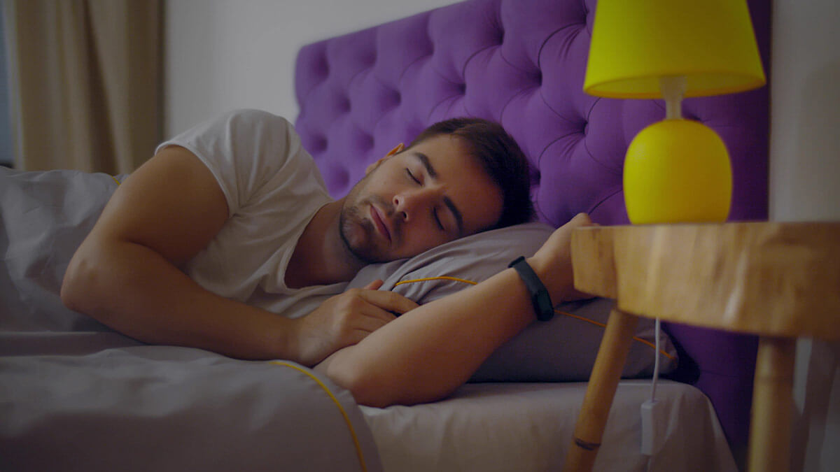 чоловік хороший сон