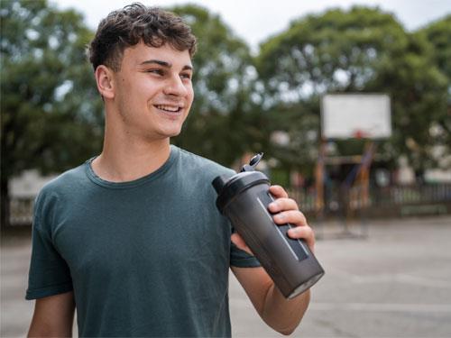 Чи безпечні протеїнові добавки для підлітків?