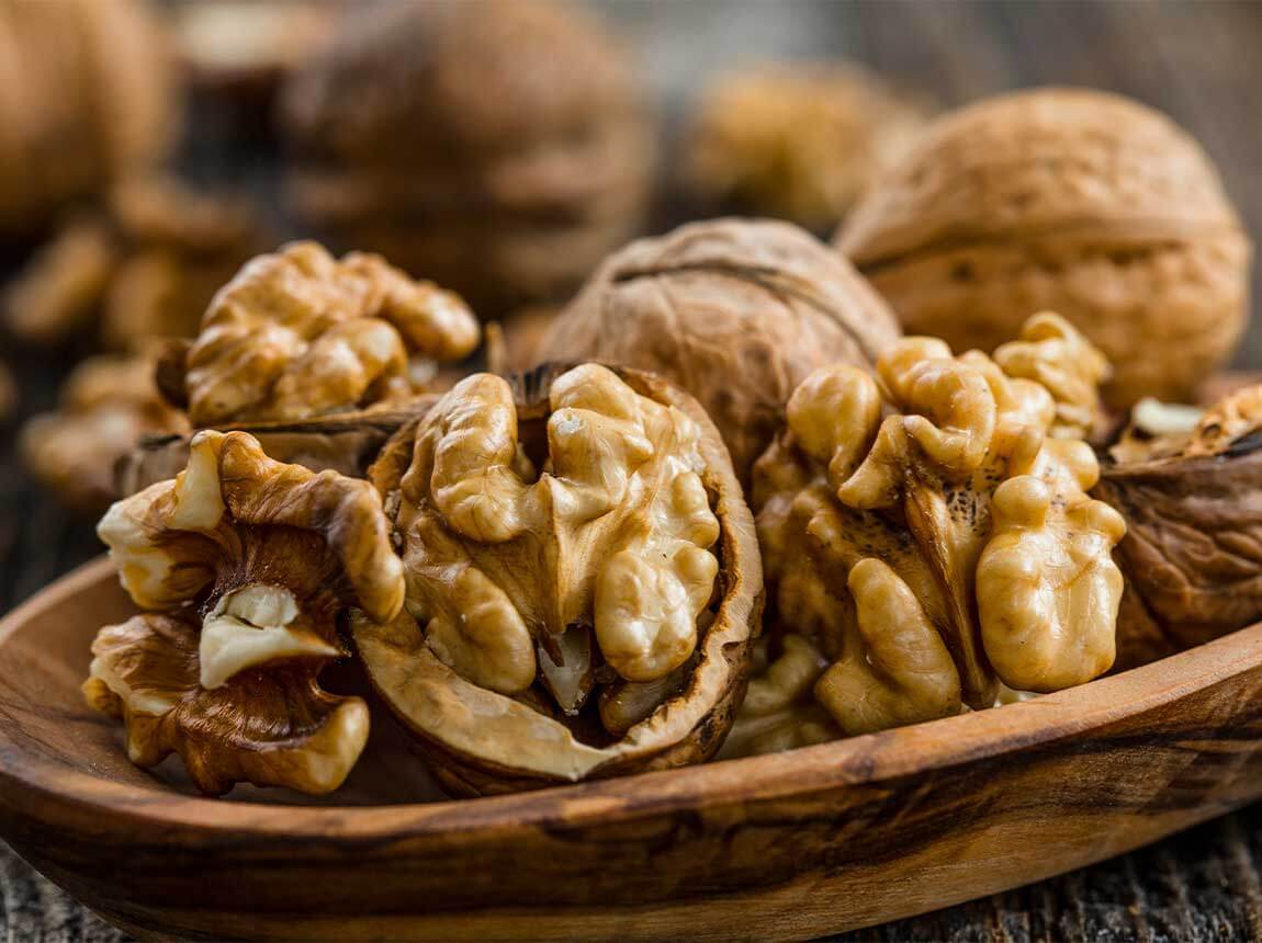 волоські горіхи &mdash; біотин